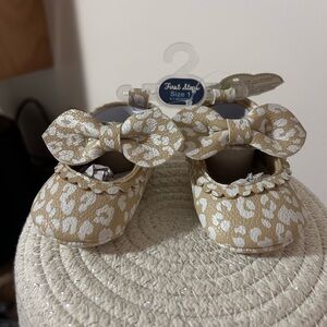 Tan Cheetah Baby Shoes with Bow